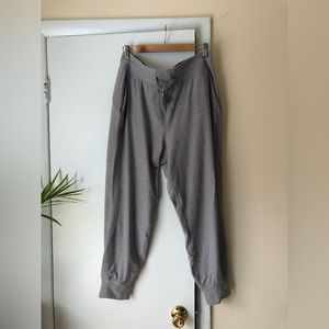 Lululemon Ready to Rulu 7/8 length Joggers
